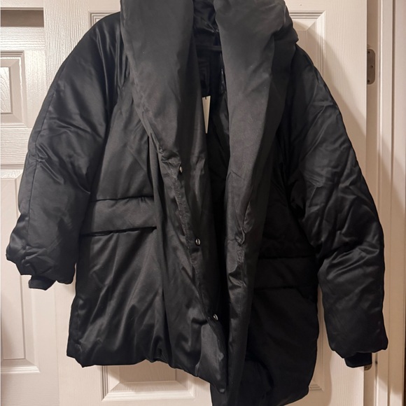 Banana Republic Lucila Satin Puffer Women's Coat - Picture 7 of 12